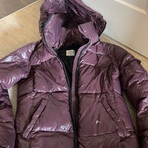 Damaged S13 size M purple ski jacket